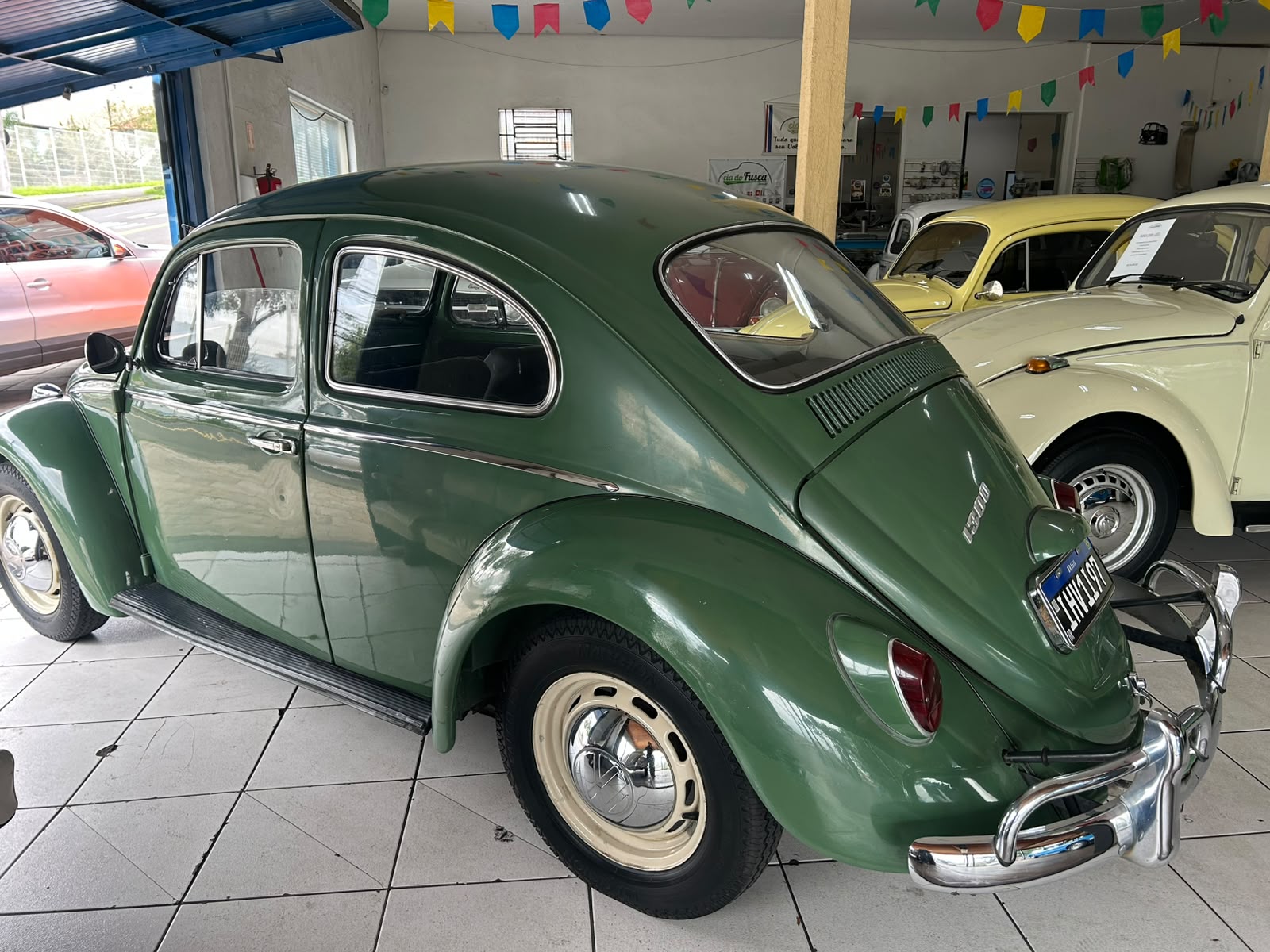 Imagem 2 de 4 do FUSCA  1300
